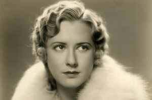 Mae Clarke